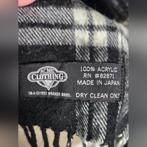 Vintage 90's Acme Clothing Tazmanian Devil Hockey Plaid Scarf - Picture 3 of 3